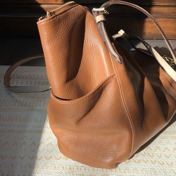 Michael Kors purse - Picture 3 of 3